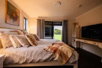 The Olive Leaf Retreat