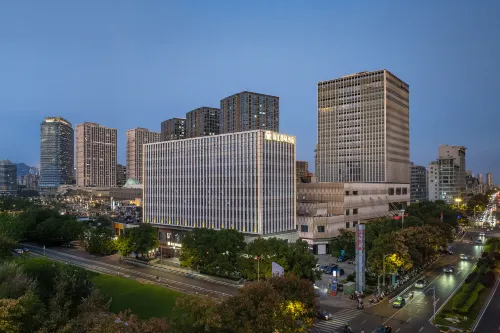 Jinjiang Metropolo Hotel Changzhou Xinbei Wanda Plaza Global Dinosaur City - Airport Shuttle
