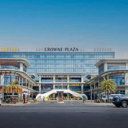 Crowne Plaza Phnom Penh by IHG (Former VM Hotel)