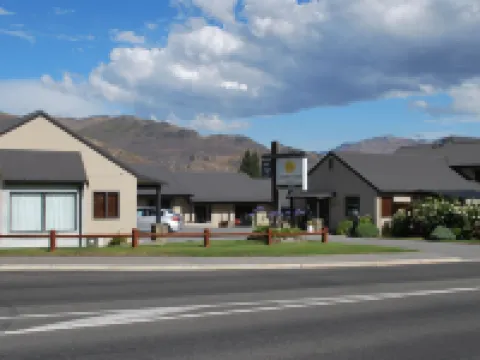 Carrick Lodge Motel Hotels in Cromwell