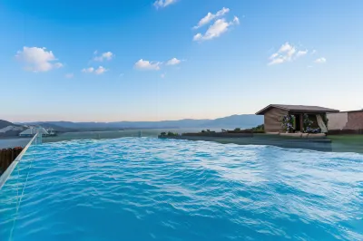Dali  Hillside Sea View Resort 뤄취안/라전반도 관광단지 호텔