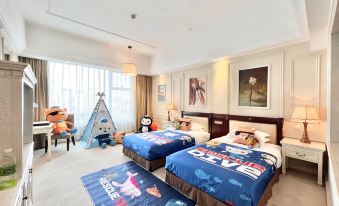 Palace International Hotel