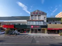 Xiamen | LaiYue ENTERTAINMENT BALCONY Hotel (Xiamen Railway Station & The MixC Branch) Hotels near Xiamen Science & Technology Museum