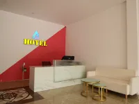 A HOTEL Hotel dekat Marble Moutain