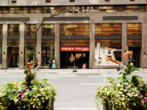 多倫多聯盟酒店 鄰近豐業銀行體育館的酒店