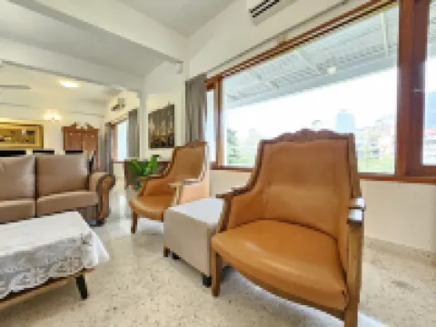 Bangsar Three Storey Luxury Landed House 19PAX