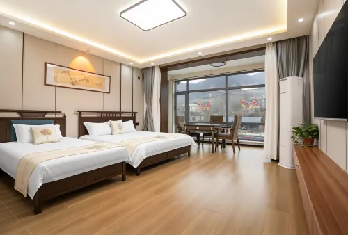 Chengde  Longhua Lanyu Hot Springs Homestay (Qijia Hot Springs) - 2 stelle