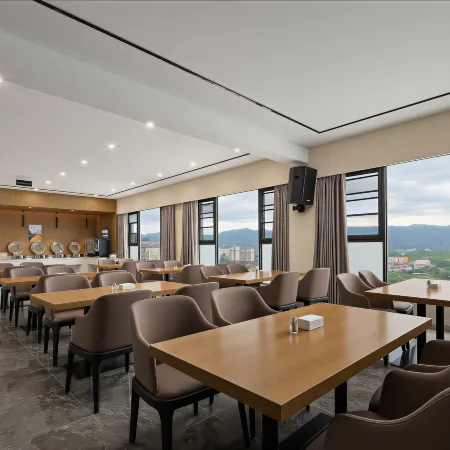 Fengling holiday inn