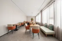 Fairyland Hotel (Dandong Fengcheng Fenghuang Mountain)