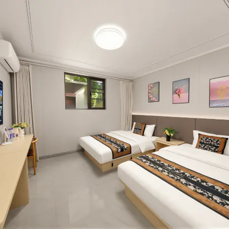 Theone Hotel(Wansui Mountain Wuxia City Store)