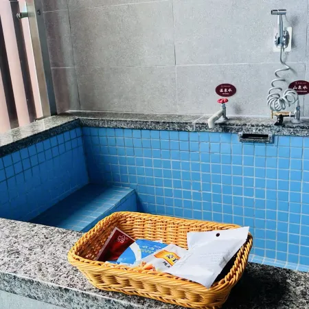 Green BLISS• Private Hot Spring Per Room• Hot Spring Boutique Inn