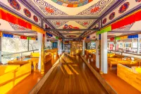Langmulingka Lodge · Highland Serenity Cloudview Family Homestay (Langmusi) - breakfast