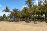 DiStay Beachfront Villa - Free Airport Pickup - Villas