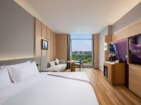 Elong Hotel (Shenzhen Pingshan High-Speed Railway Station Longde Health Industrial Park) - 4-نجوم