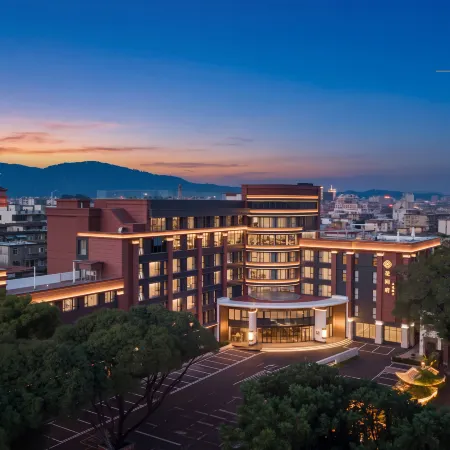 Blossom Manoir Quanzhou West Street