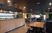 Zig Zag Motel & Apartments - breakfast