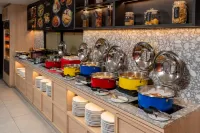 Oakwood Studios Sukhumvit Bangkok - 5-Star