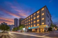HanTing Hotel (Qingdao Zhanqiao Zhongshan Road) Hotels in Qingdao