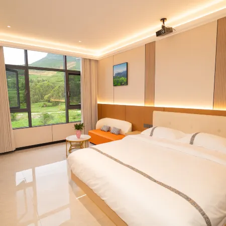 Wangyuelou Homestay (Wumeng Grass Plain)
