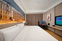 Yunying Baojing Shikong E-Sports Hotel (Hua Wuyue Plaza Huaxing Road) - parking