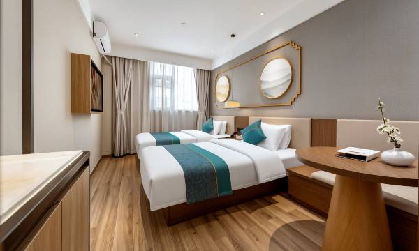 Home Inn · Yunshang Siji Shangpin Hotel (Kunming Daguan Park Yunda Hospital Branch)