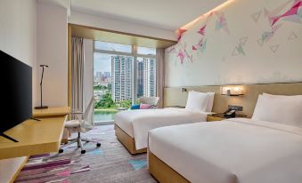 Hilton Garden Inn Shenzhen World Exhibition & Convention Center(Qianhai Snow World Store)