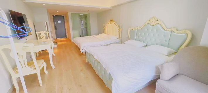 ruyuanweibai Hotels in Dalian
