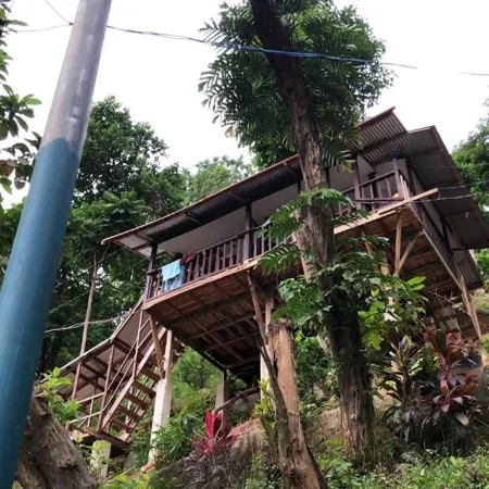 Bale Cabugao Cottages Rental El Nido overlooking Beach