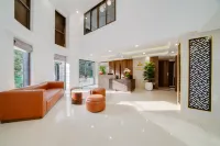 Golden Line Apartment Danang - Condos