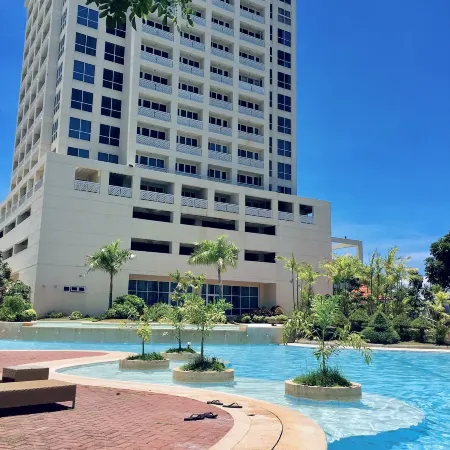 La Mirada Hotel Near Mactan Newtown & Beaches