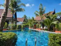 ฮาร์เวิร์ด จอห์นสัน บาย วินด์แฮม ภูเก็ต ในยาง โรงแรมในสนามบินภูเก็ต