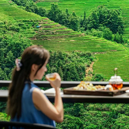 Immersing Vacation Apartment (Longji Terraced Field Viewing Platform)