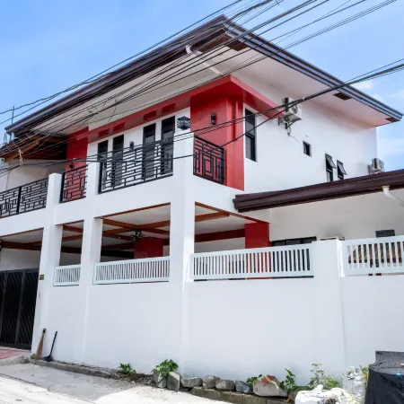 RedDoorz @ Alquiza Residences Parañaque