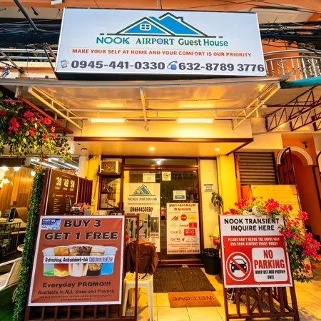 NOOK AIRPORT GUESTHOUSE