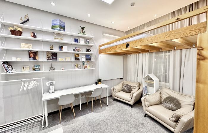 The ALL-in-ONE LOFT | Airport Pickup Available