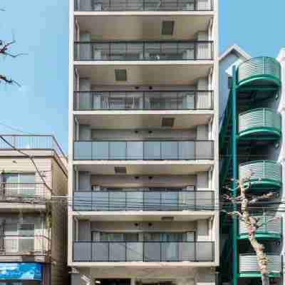 [402] Ideal for Families & Groups! 2 Double Beds / TV & Wi-Fi / Walk to Skytree Hotel Exterior