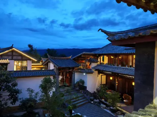 Shaxi · Qifengli | Cloud · Maple · Lodge Design Guesthouse (Shaxi Ancient Town) - bar