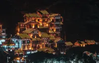 NASA Yunduan High-altitude Riverview Hotel (Chongqing Jiefangbei Pedestrian Street) - غرفة مطلة على الجبل
