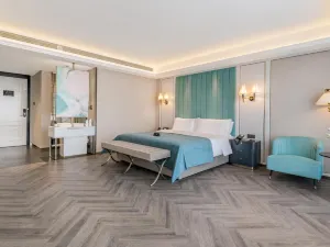 Yulin Jingbian County Bus Station XANA Deluxe Hotel