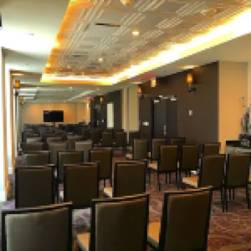 新奧爾良運河聖法國區希爾頓歡朋套房酒店