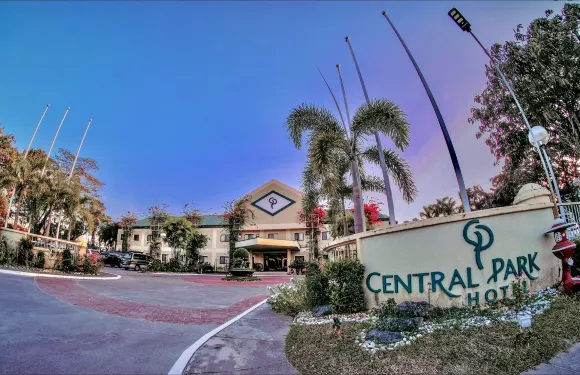 Luisita中央公園酒店