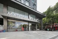 Anqing High-speed Railway Station Huamao 1958 Royalton Hotel Hotel a 