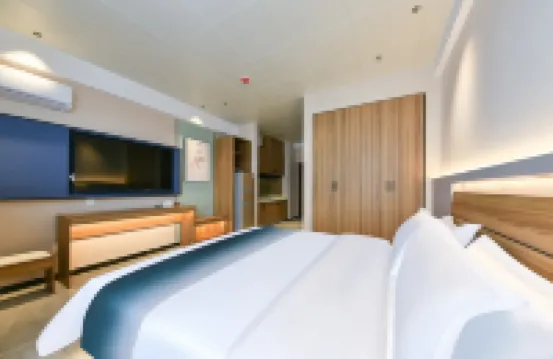 Eiffel Almighty Hotel (Shijiazhuang Station Ximeihua Street)