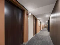 Golden Ju Hotel (Wuyi Square South Gate Subway Station) Hotels near Orange Islet