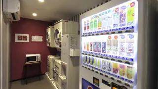 1mc0b12000begfhe53A21 R 320 180 R5 D