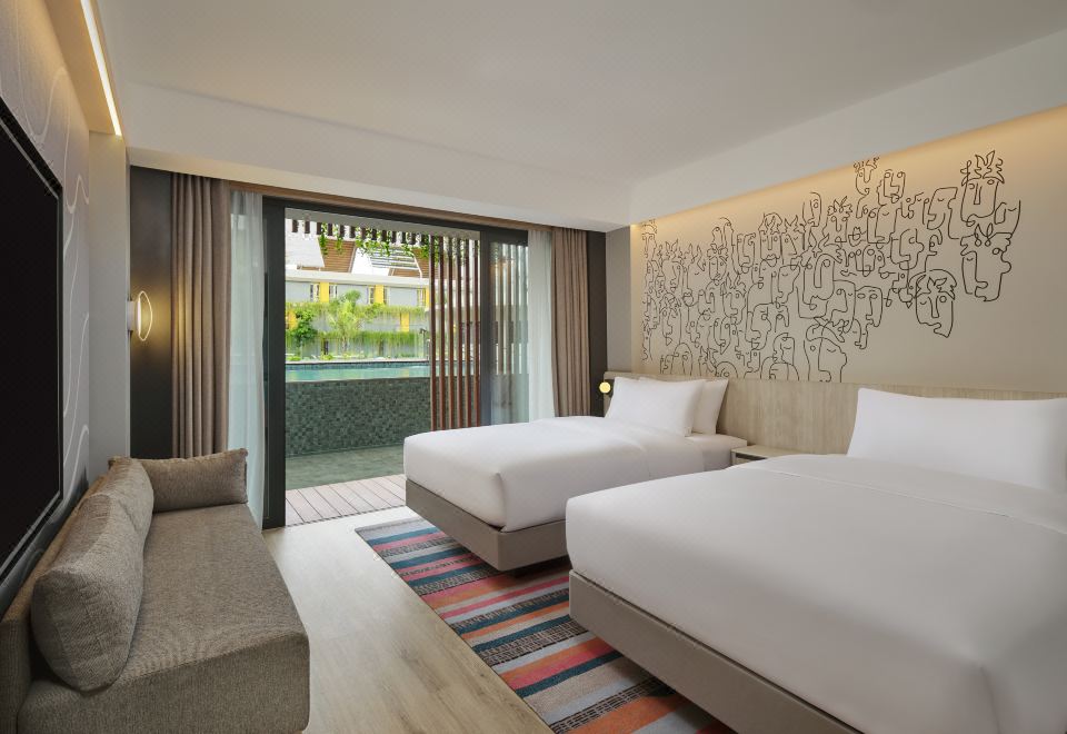 2. 알로프트 발리 ..