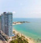 Howard Johnson Plaza by Wyndham Blue Bay Sihanoukville Hotels in Independence Beach