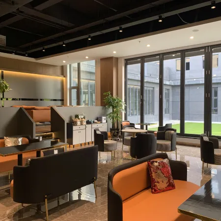 HOTEL FOOTBALL Отели в г. Лунцзин