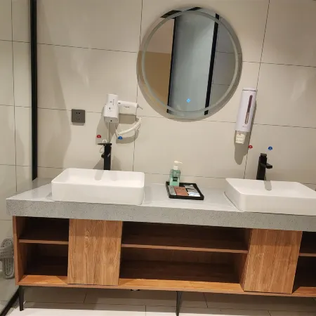Chifeng Jindu Holiday Hotel (Wanda Plaza) Hotele w: Chifeng