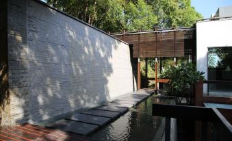 Villa 32 (Available only over 16 years old)